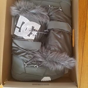 Womens DC boots